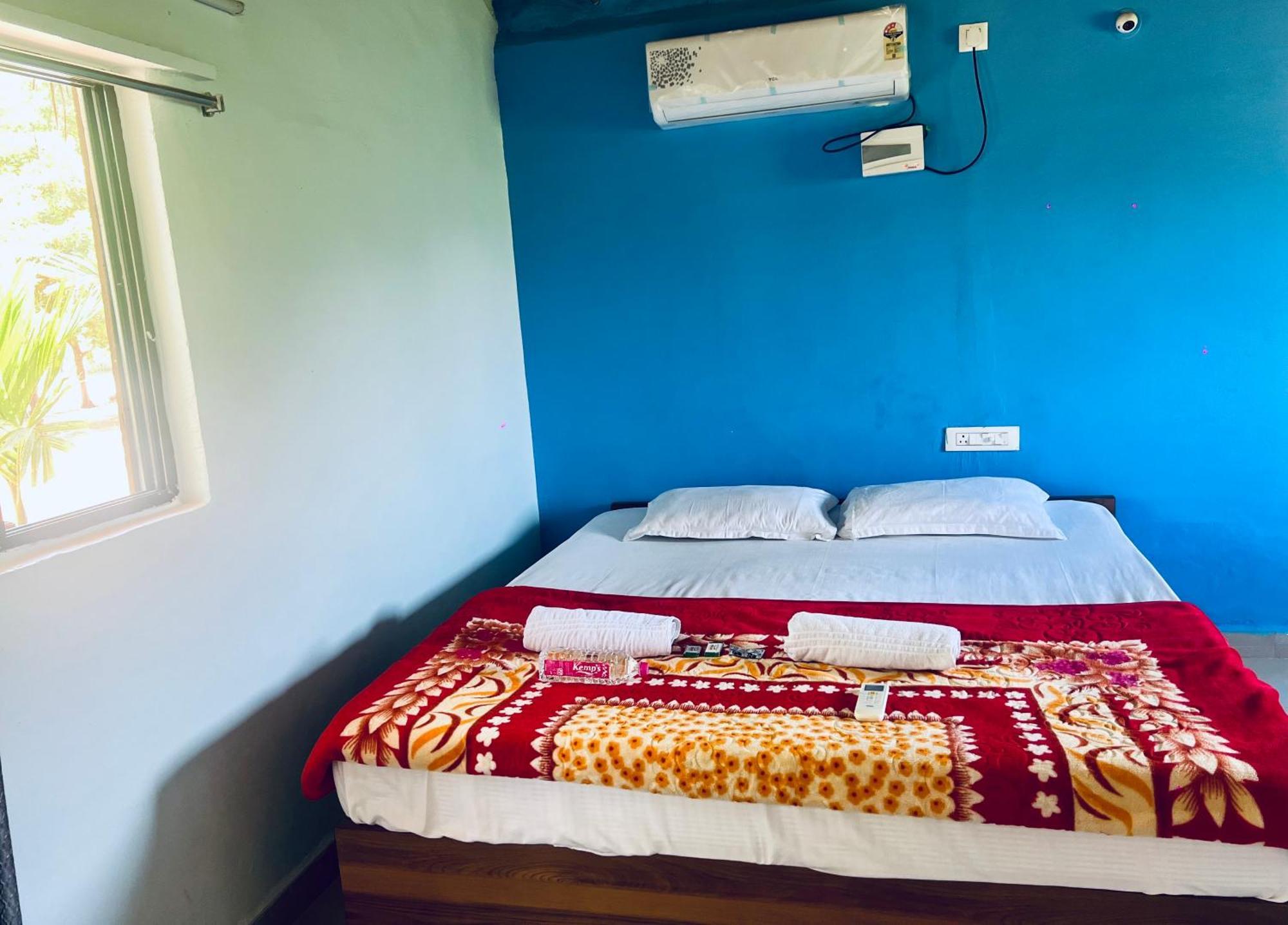 Hippie Land Nature Guest house Hampi